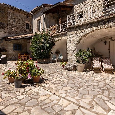 Les Monteils Hotel Grospierres Exterior foto